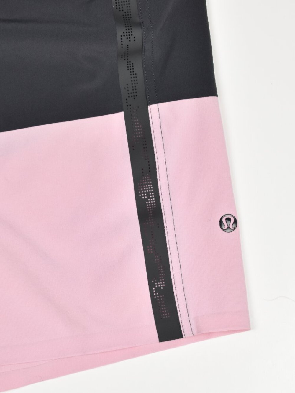 Lululemon Light As Air Color Block Athletic Shorts - L - Picture 3 of 6